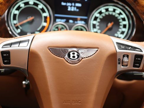 Used 2014 Bentley Flying Spur W12 AWD/4WD image 25