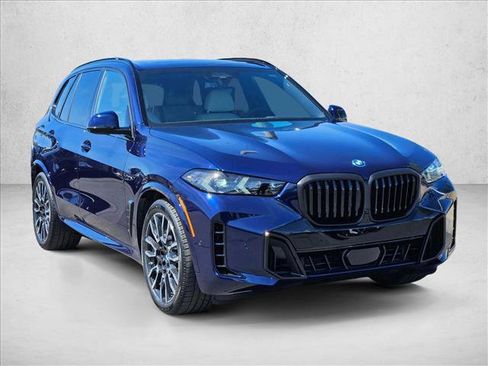 New 2026 BMW X5 xDrive50e image 7