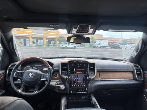 Used 2019 RAM 1500 Limited AWD/4WD image 11