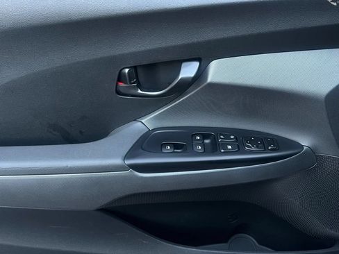 Used 2022 Hyundai Veloster N FWD image 42