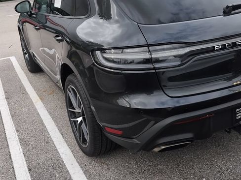Certified 2025 Porsche Macan w/ Premium Package Plus AWD/4WD image 6