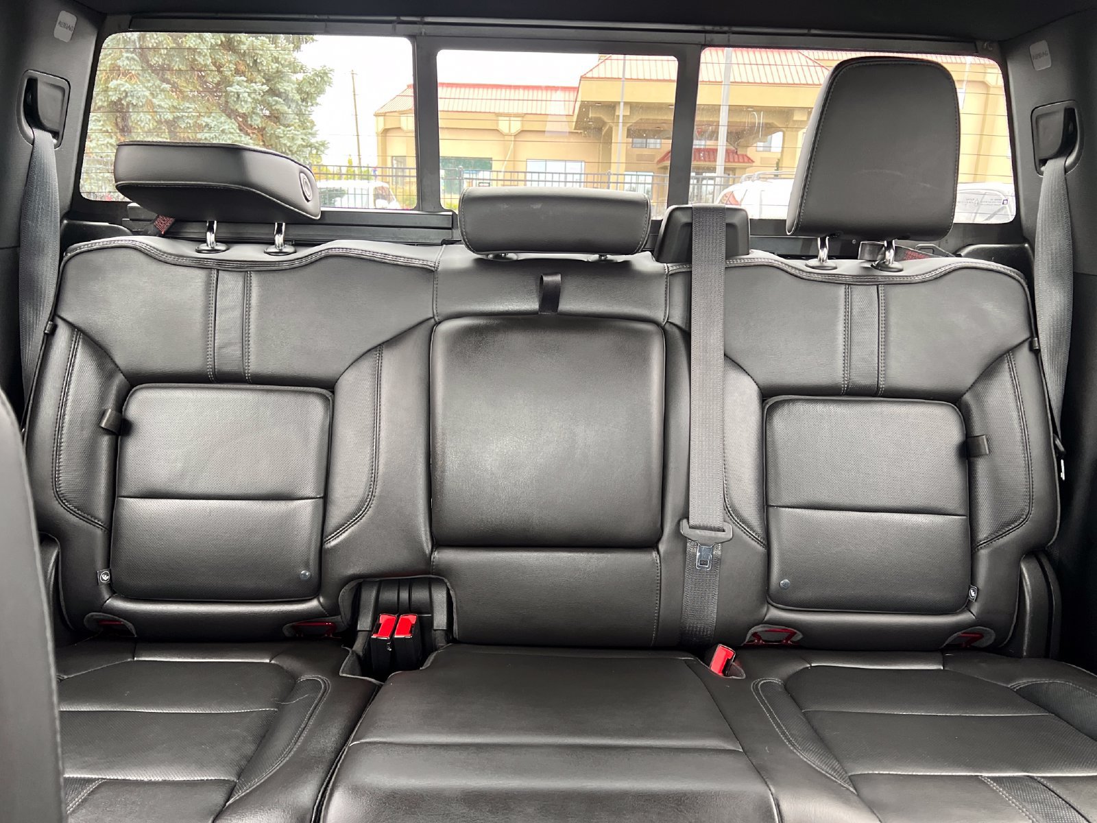 Used 2019 Chevrolet Silverado 1500 High Country w/ High Country Premium Package AWD/4WD image 22