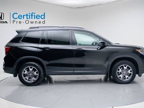 Certified 2023 Honda Passport TrailSport image 2