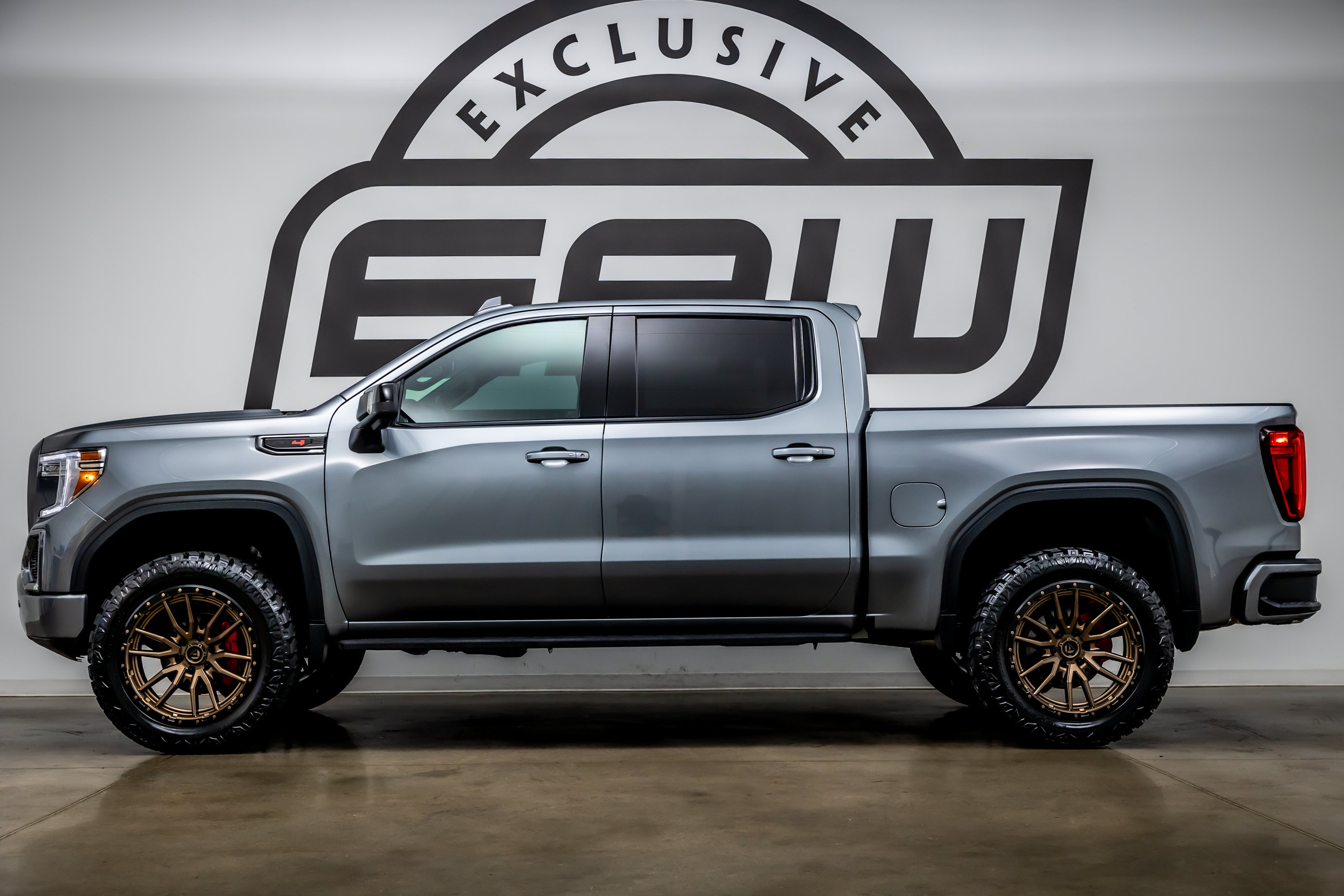 Used 2021 GMC Sierra 1500 AT4 w/ AT4 Premium Package AWD/4WD image 6
