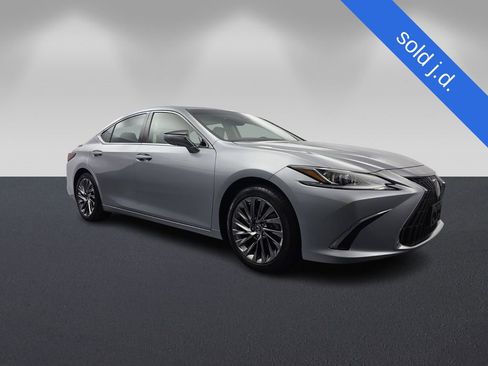 Used 2025 Lexus ES 300h w/ Technology Package FWD image 1