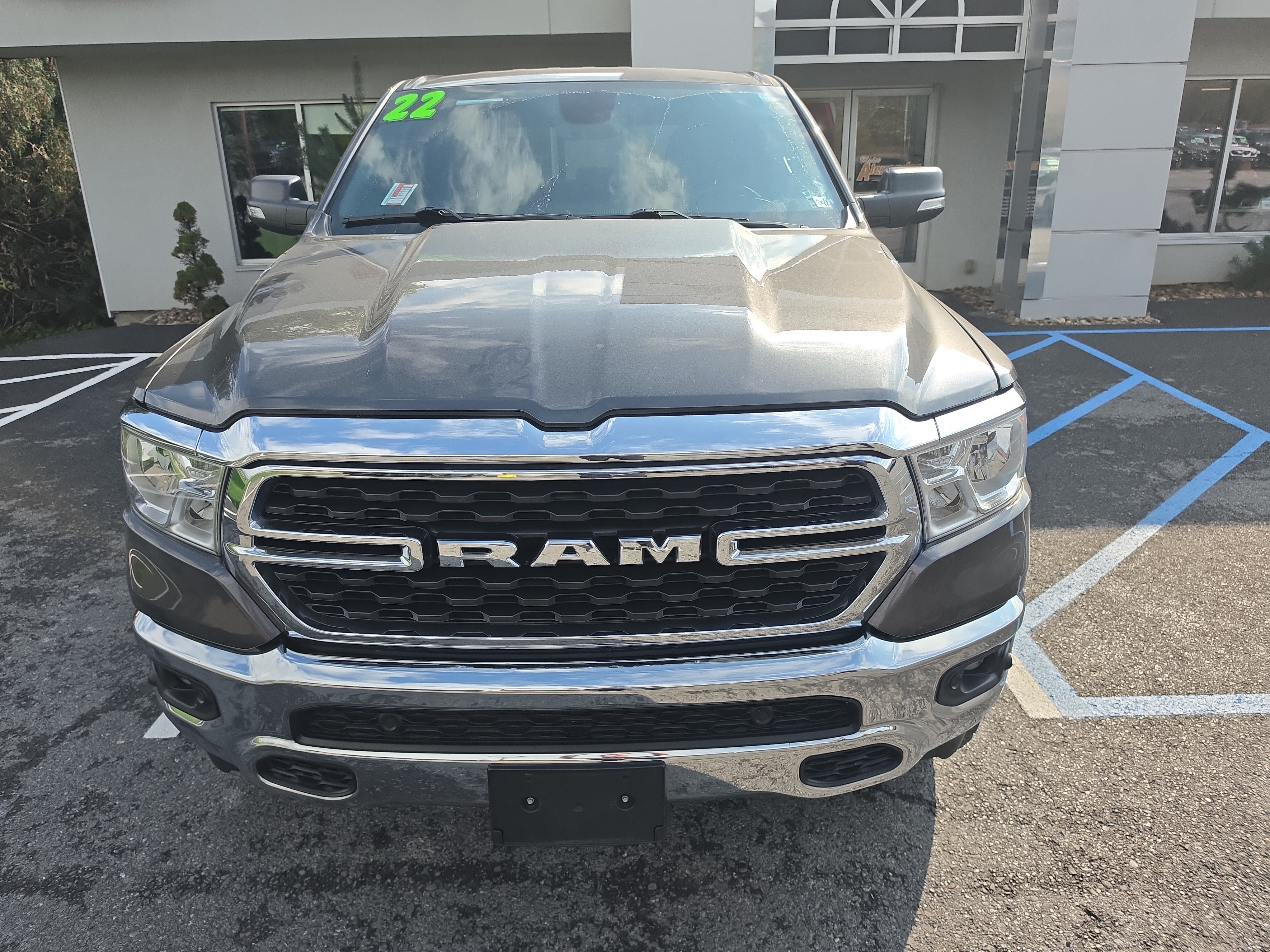 Used 2022 RAM 1500 Big Horn AWD/4WD image 9