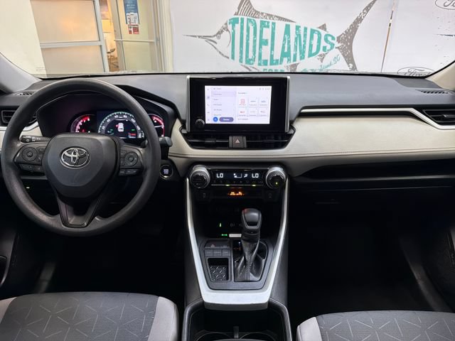Used 2023 Toyota RAV4 XLE w/ Convenience Package FWD image 20