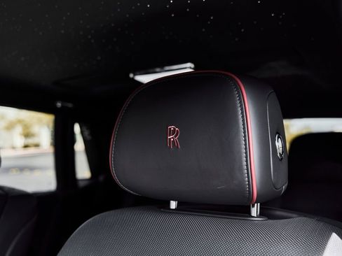 Used 2024 Rolls-Royce Phantom Sedan RWD image 62