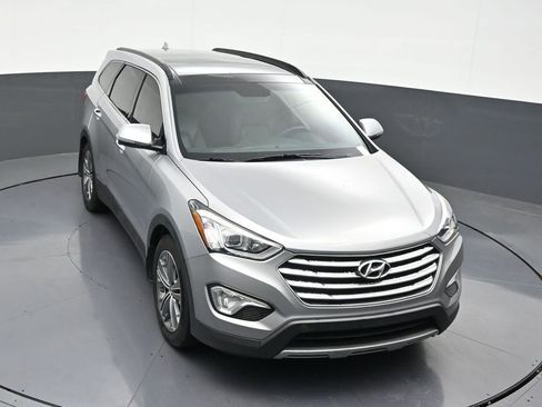 Used 2015 Hyundai Santa Fe Limited w/ Option Group 04 FWD image 22