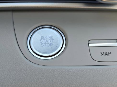 New 2026 Hyundai Elantra Limited FWD image 23