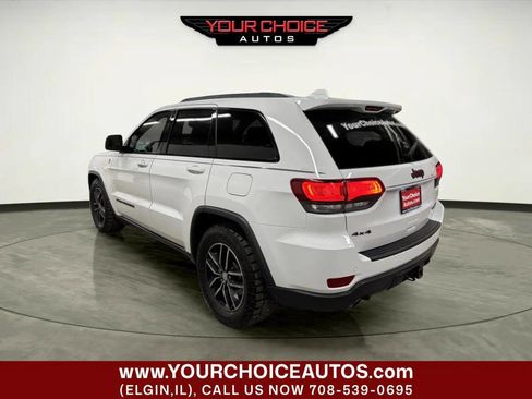 Used 2018 Jeep Grand Cherokee Trailhawk w/ Trailhawk Luxury Group AWD/4WD image 3