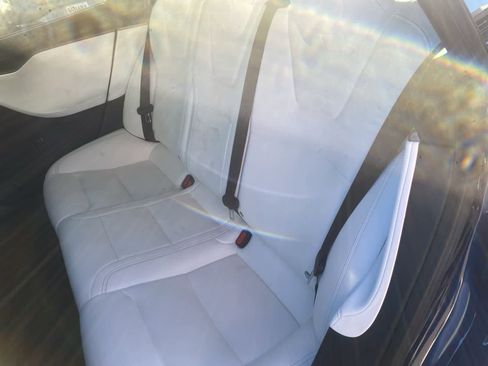 Used 2020 Tesla Model S Long Range image 13