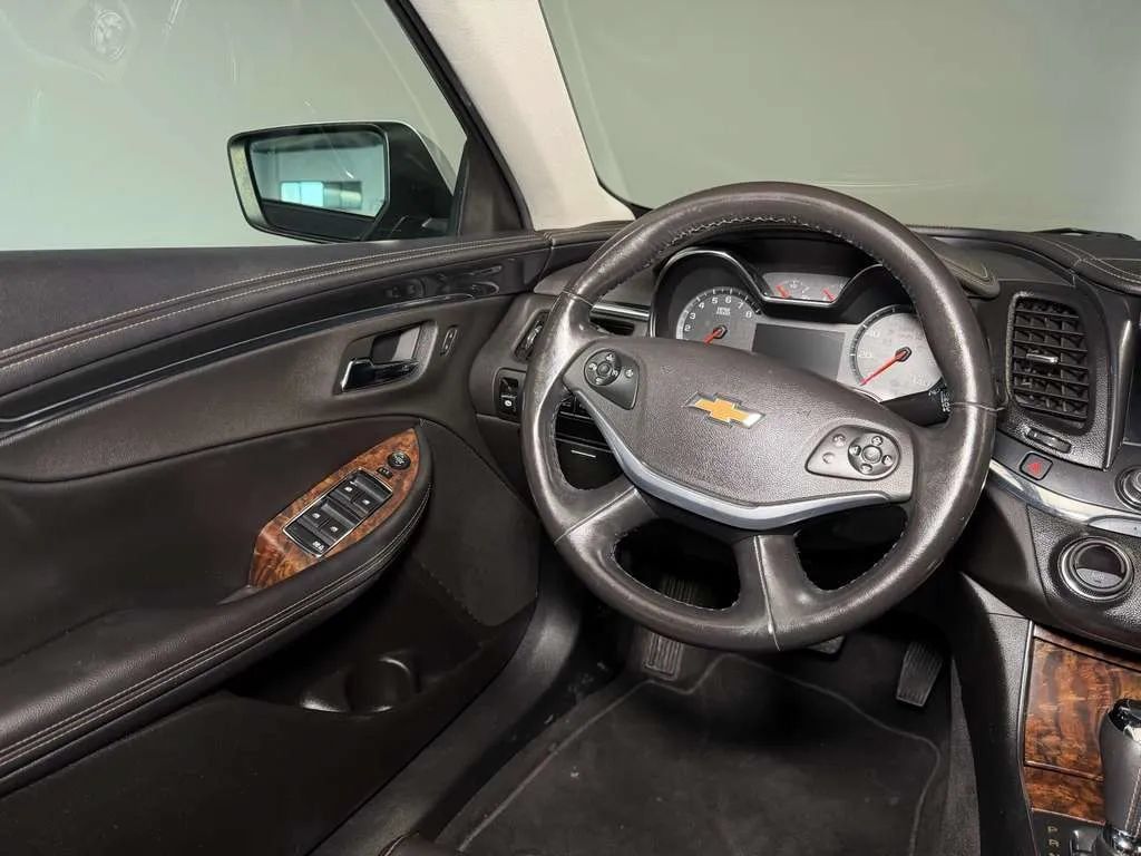 Used 2014 Chevrolet Impala LT w/ Convenience Package FWD image 20