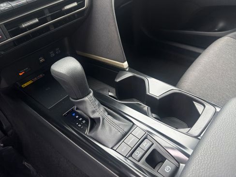 Used 2025 Toyota Camry LE FWD image 40