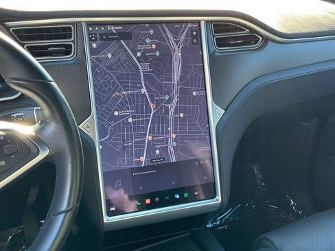 Used 2016 Tesla Model X 90D image 45