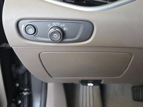 Used 2025 Chevrolet Malibu LT FWD image 22