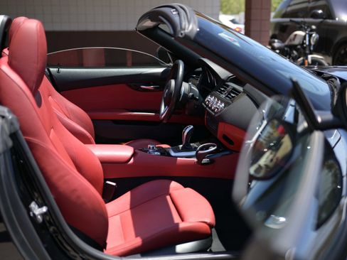 Used 2016 BMW Z4 sDrive28i RWD image 20