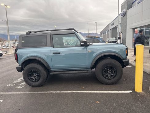 Used 2023 Ford Bronco Wildtrak image 4