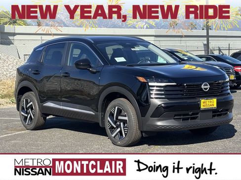 New 2026 Nissan Kicks SV image 1