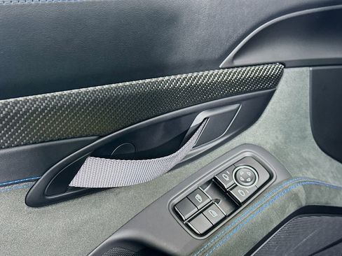 New 2025 Porsche 718 Cayman GT4 RS image 19