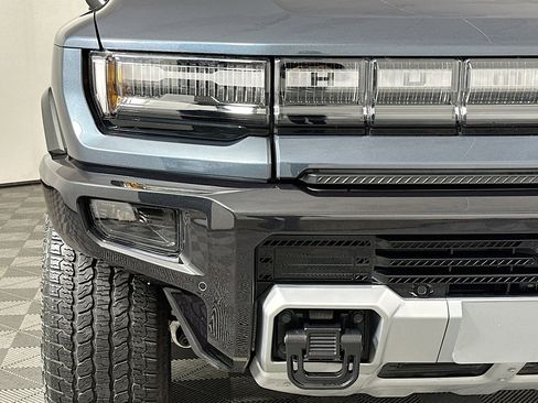 Used 2025 GMC Hummer EV 3X w/ LPO, Cargo Utility Package image 16