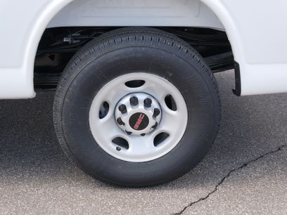 New 2026 GMC Savana 3500 Extended w/ Driver Convenience Package