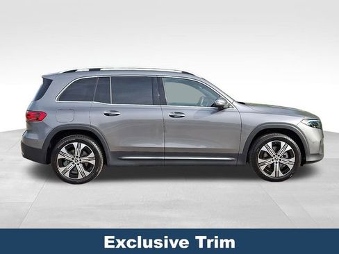 Used 2025 Mercedes-Benz EQB 250+ image 9