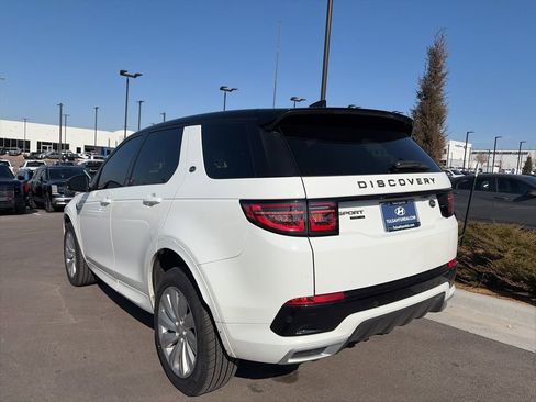 Used 2020 Land Rover Discovery Sport SE R-Dynamic image 7