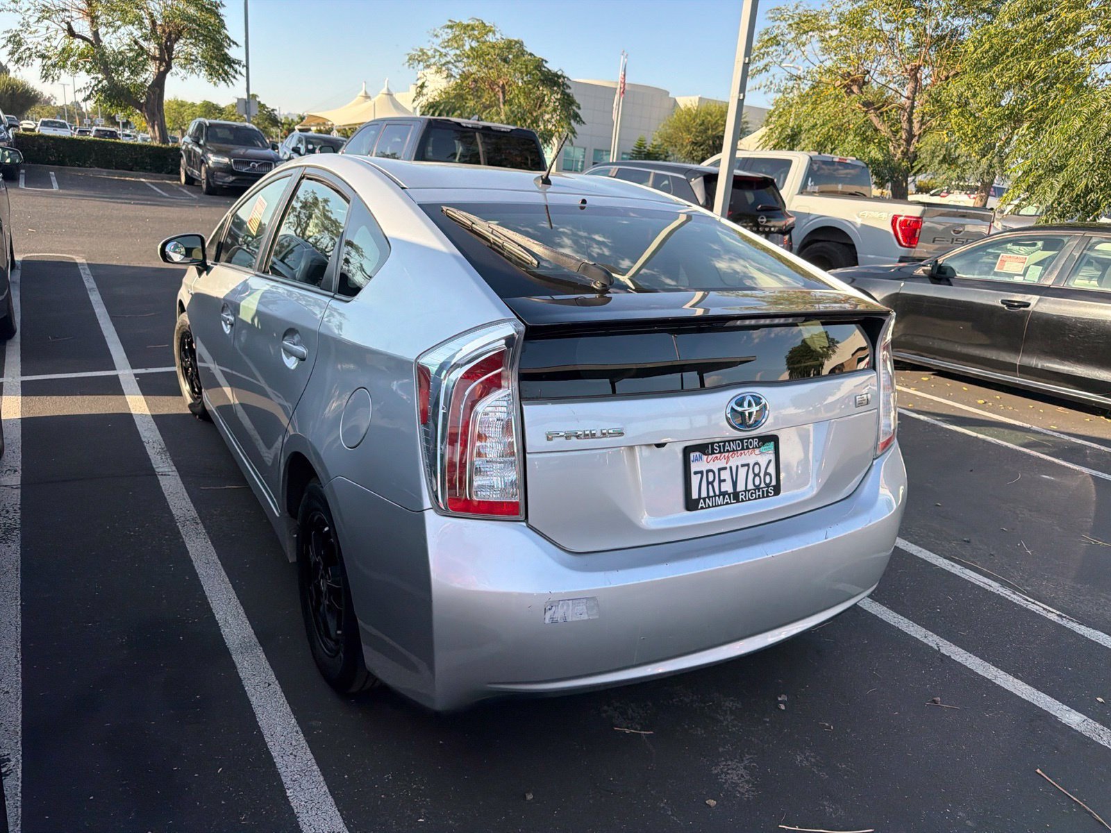 Used 2015 Toyota Prius Two FWD image 5