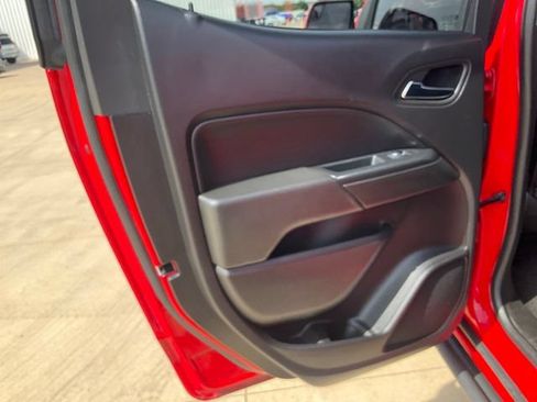 Used 2018 Chevrolet Colorado ZR2 AWD/4WD image 25