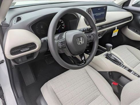 New 2026 Honda HR-V LX image 3