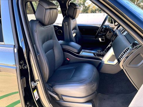 Used 2020 Land Rover Range Rover HSE image 6
