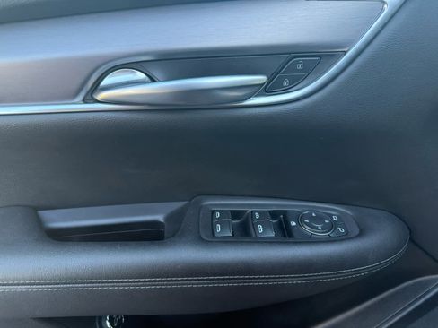 Used 2021 Cadillac XT5 Luxury image 12