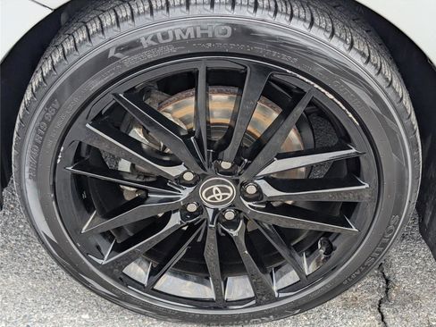 Used 2023 Toyota Camry XSE image 11