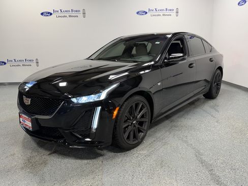 Used 2021 Cadillac CT5 Sport image 3