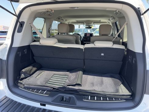 Used 2024 Nissan Armada Platinum w/ Captain's Chairs Package RWD image 40