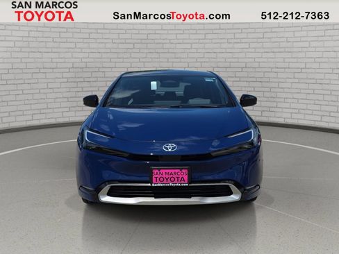 New 2026 Toyota Prius Plug-In Hybrid FWD image 2