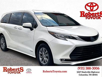 Certified 2021 Toyota Sienna XLE