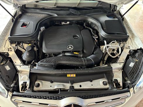 Used 2021 Mercedes-Benz GLC 300 w/ Premium Package image 27