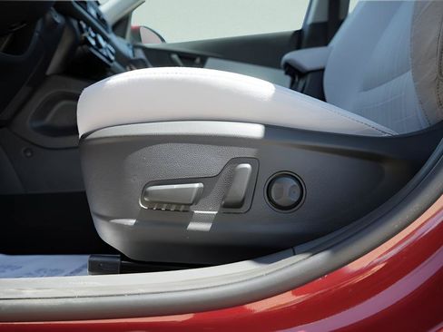 Certified 2023 Hyundai Kona SEL AWD/4WD image 21