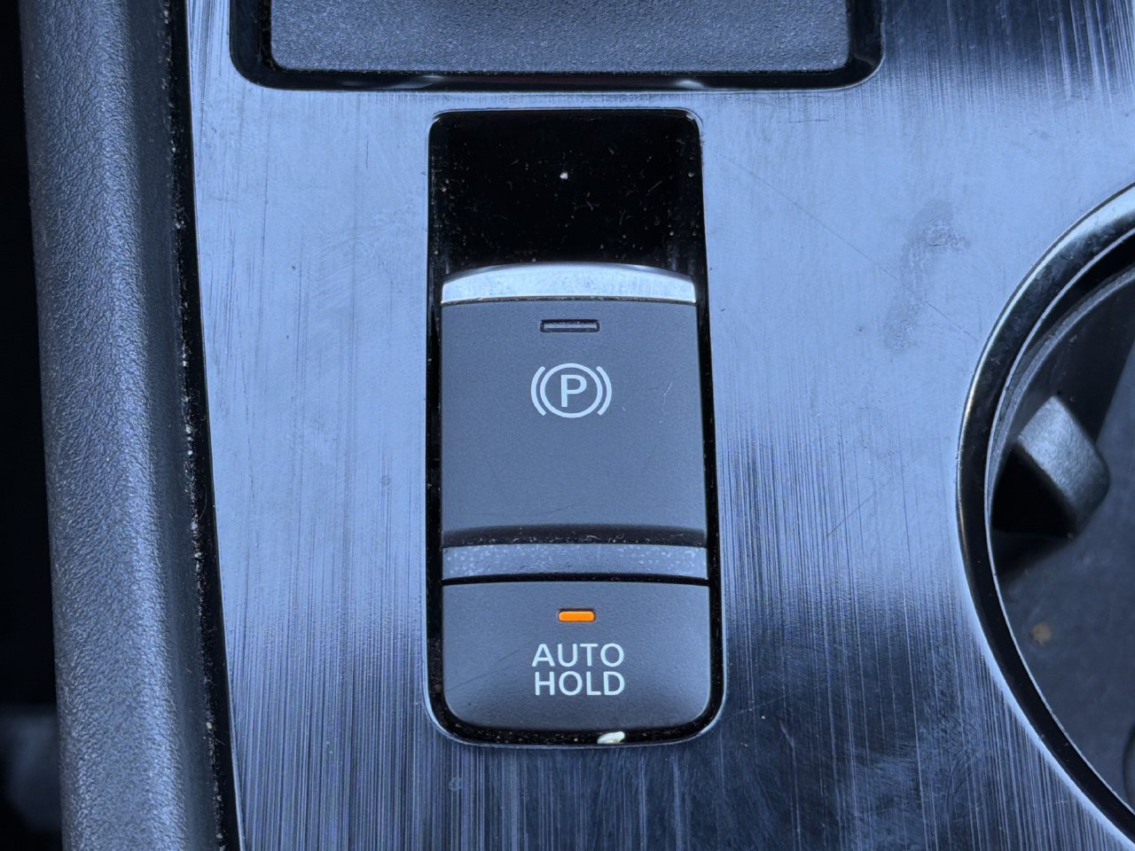Used 2025 Nissan Rogue SV AWD/4WD image 7
