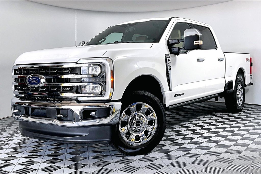 Certified 2023 Ford F250 Lariat w/ Lariat Ultimate Package AWD/4WD image 2