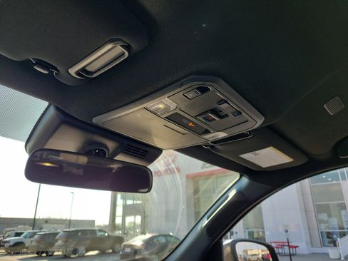 Used 2025 Toyota 4Runner SR5 image 30