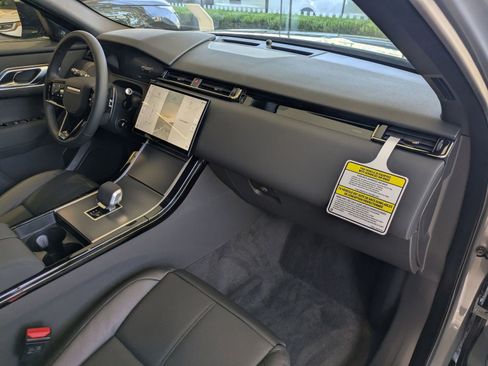 New 2026 Land Rover Range Rover Velar S AWD/4WD image 29