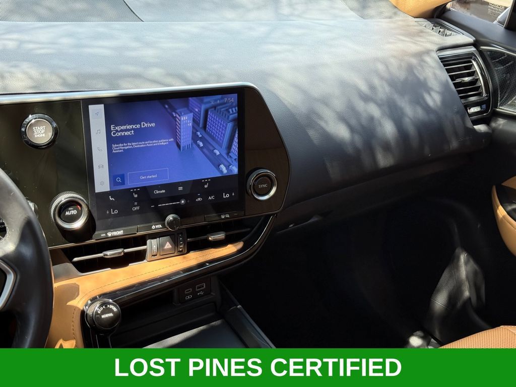 Used 2022 Lexus NX 250 FWD w/ Towing Package (2000 Lbs) image 22