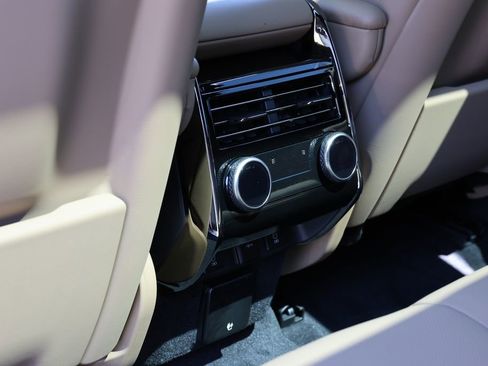 New 2026 Land Rover Range Rover Sport SE AWD/4WD image 16