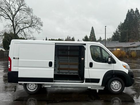 Used 2023 RAM ProMaster 2500 image 23