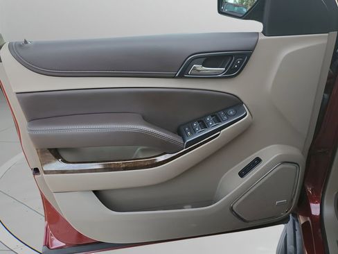 Used 2020 Chevrolet Suburban LT w/ Max Trailering Package image 26