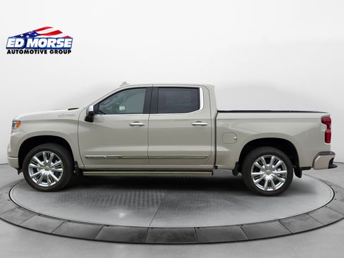 New 2026 Chevrolet Silverado 1500 High Country w/ Technology Package AWD/4WD image 2