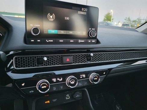 Used 2023 Honda Civic EX image 32